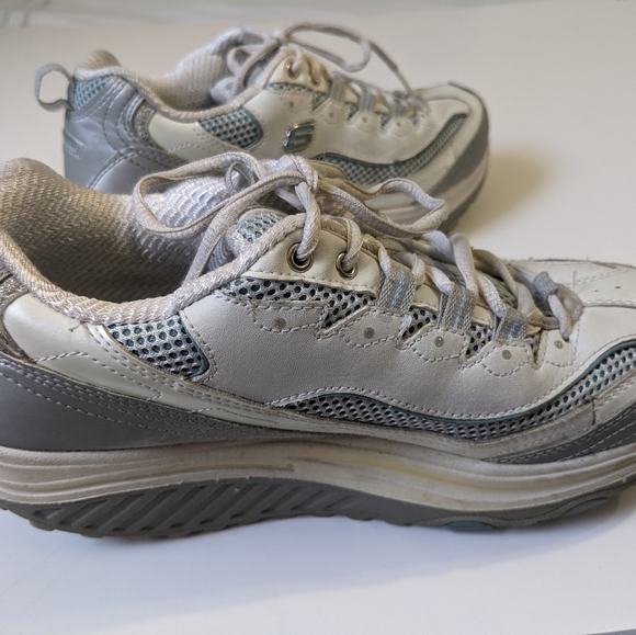 Sketchers Shape Ups Sz 8.5 - Picture 9 of 11